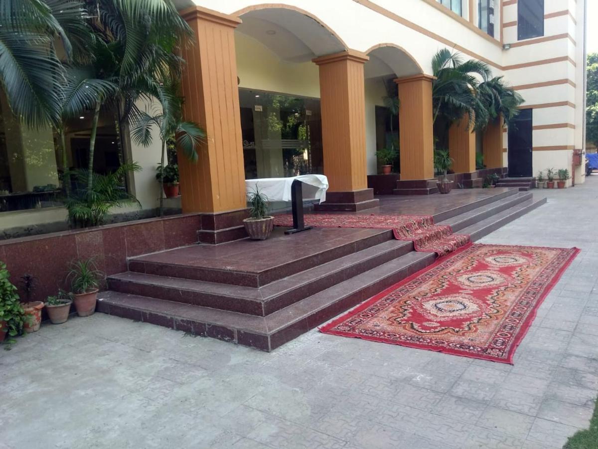 Hotel Rudra Continental Rudrapur المظهر الخارجي الصورة